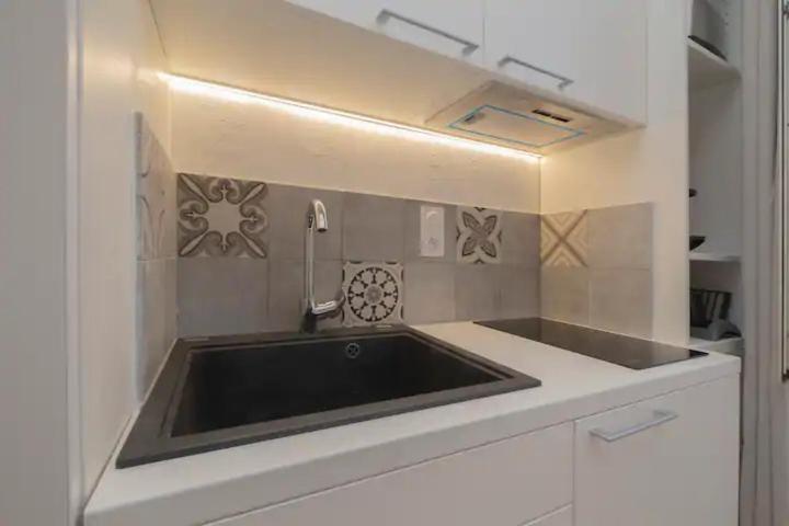 Design Suite Vieux Port Appartement Tout Equipe Climatise Marseille Exteriör bild
