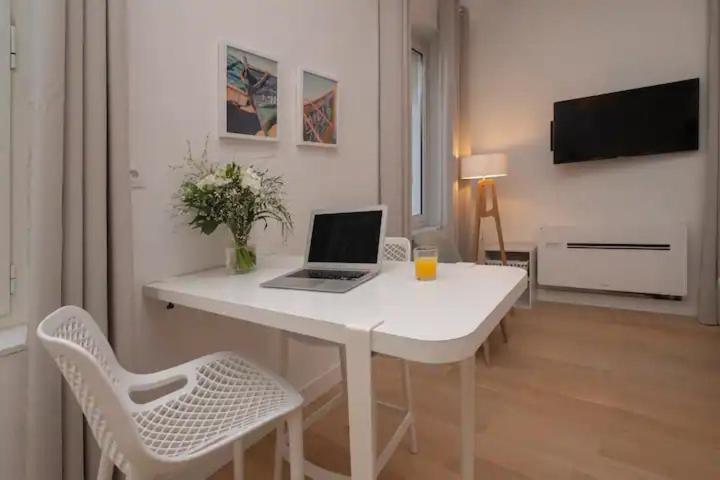 Design Suite Vieux Port Appartement Tout Equipe Climatise Marseille Exteriör bild